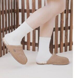 New UGG Women's Pearle Wool Suede Cream White Slippers Size 10